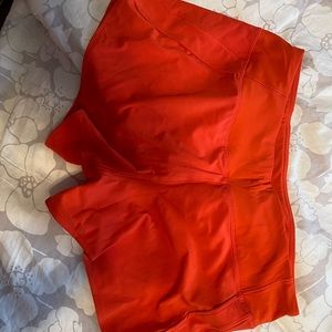 super cute red shorts !